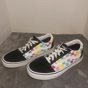 Vans Sneakers Off the Wall